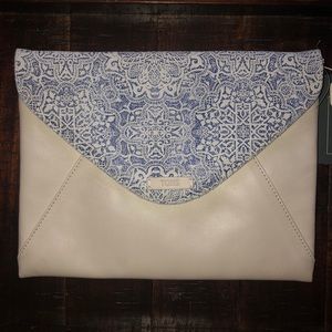 Toms envelope clutch